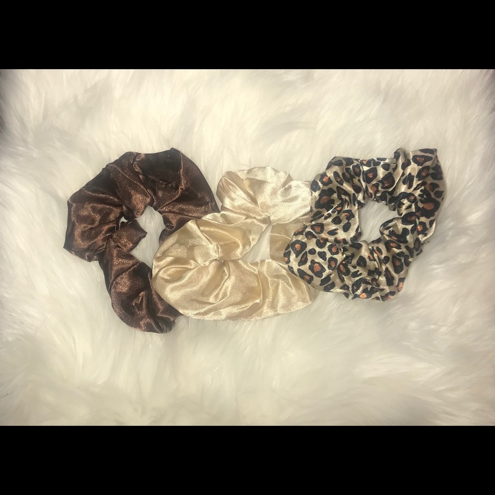 Cheetah Woman Set